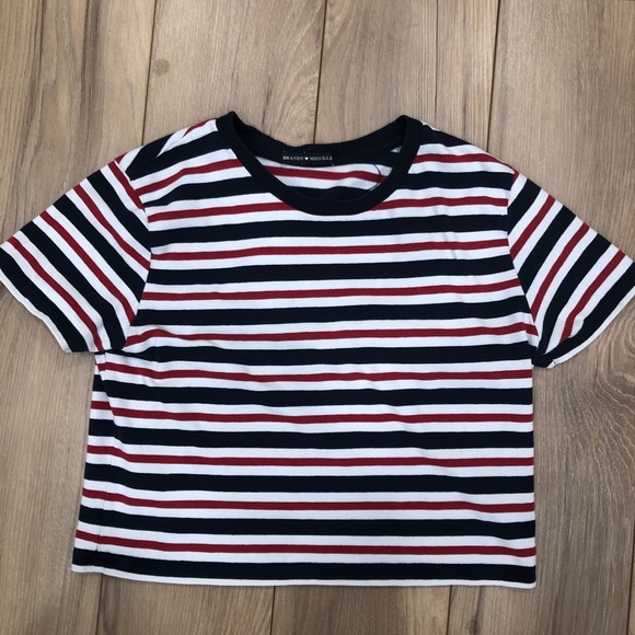 Brandy Melville Striped Crop top - Picture 4 of 5
